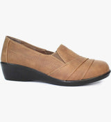 Elizabeth Ladies Tan Comfort Shoe