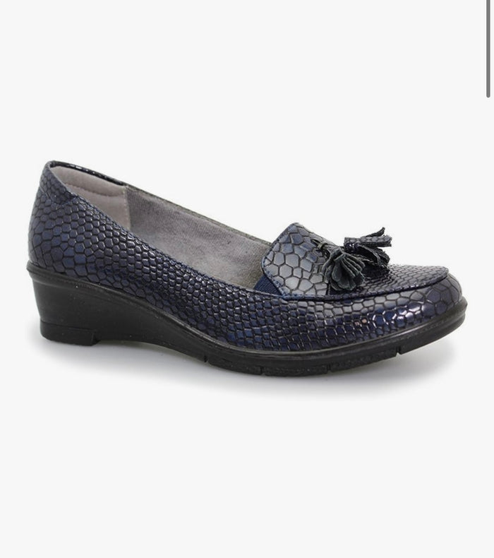 Montana Navy Tassle Shoe